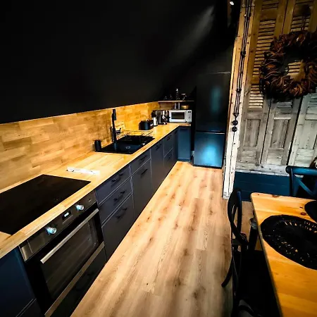 Black Horse קרפאז'