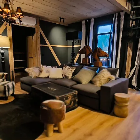 Black Horse קרפאז'