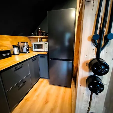 Black Horse Apartman *